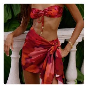 Bydee Floresta Sarong.